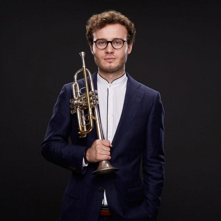 El trompetista Simon Höfele