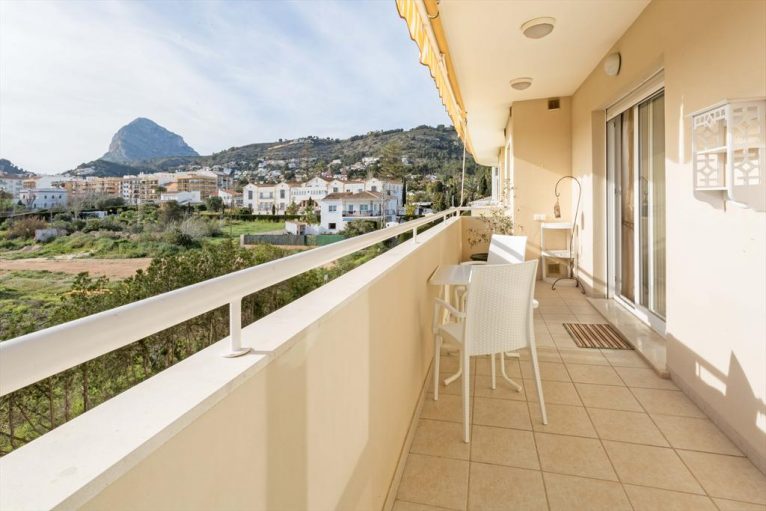 Balcón con vistas MMC Property Services