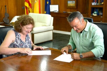 Convenio con el Instituto de Estudios