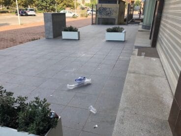 Vías sucias del botellón