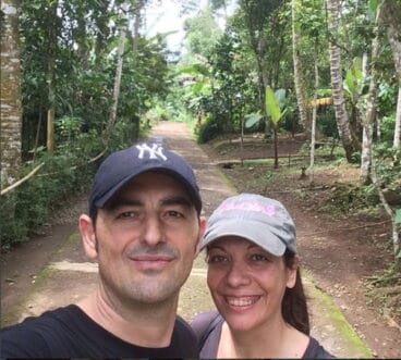 Ana y Toni Torres en Indonesia