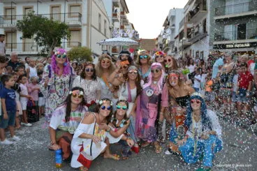 Desfile de carrozas de las fiestas de Loreto 2018