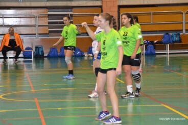 Duna Navarro defendiendo