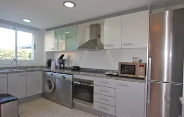 Cocina equipada casa Villadom Spain