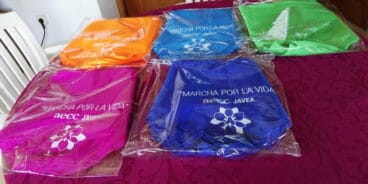 Pañuelos contra el cáncer. Organizado por la Asociación de Jávea