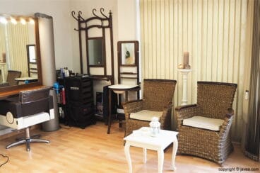 Acogedor salón Peluquería Vanguardia
