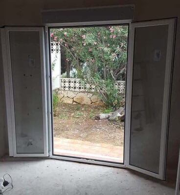 Alucardona PVC y Aluminios SL