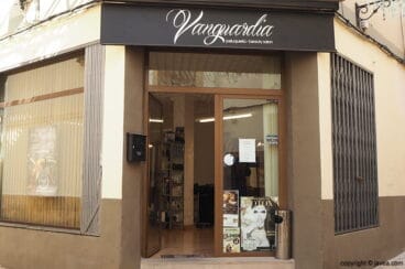 Fachada Vanguardia Peluquería
