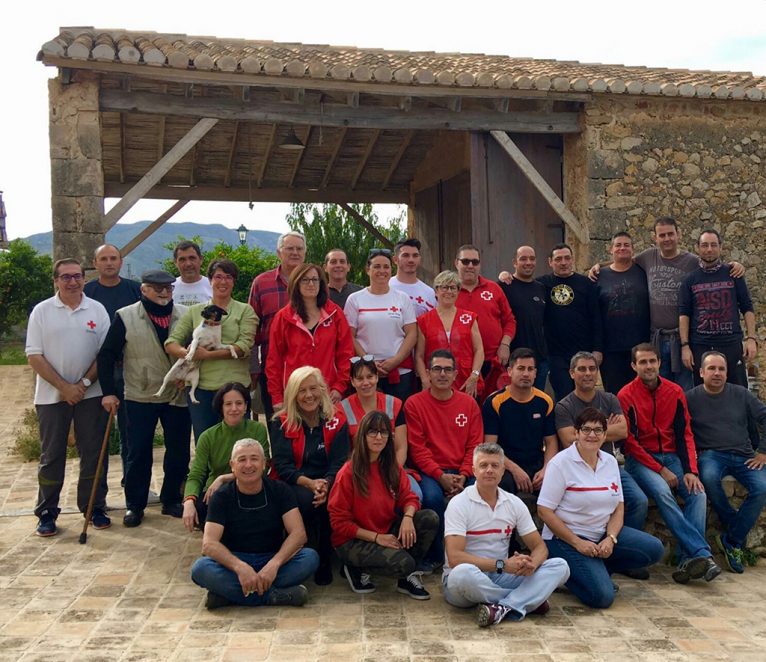 Grupo voluntarios de Cruz Roja en la campaña Naranja 2018