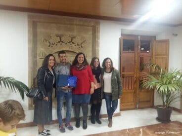 Moha recibe un homenaje en el Ayuntamiento de Xàbia