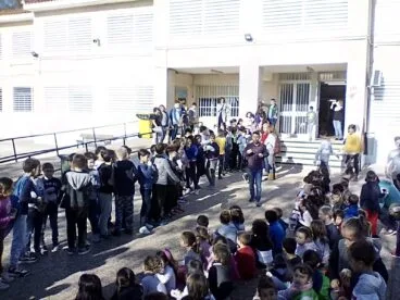 Cadena humana del colegio Trenc d’Alba