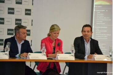 Entrega premios de la UNED sobre Derechos Humanos