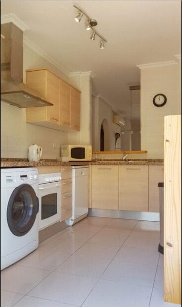 Cocina abierta Vicens Ash Properties