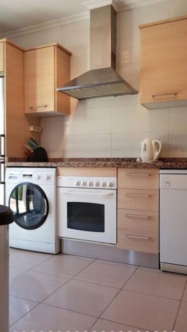 Cocina abierta Vicens Ash Propierties