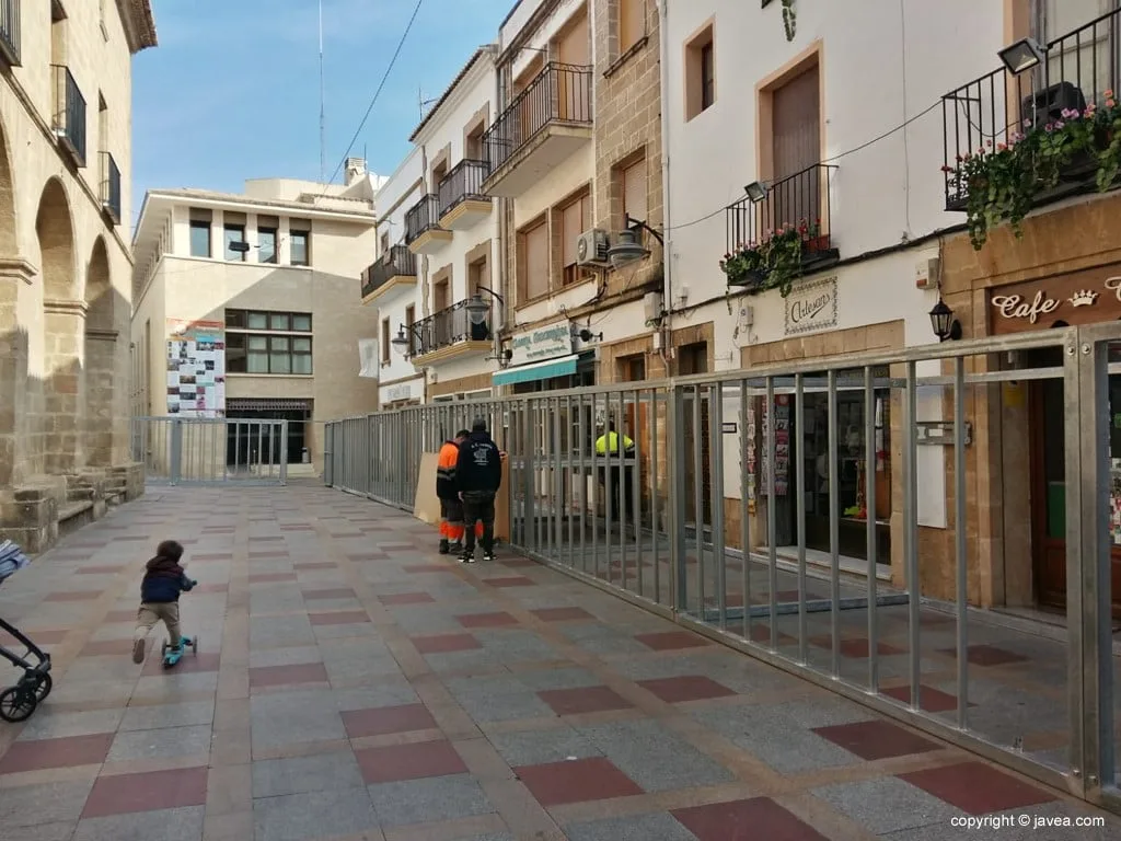 El centro de Xàbia preparado para los toros