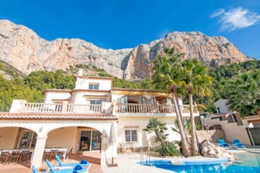 Fantástico chalet con piscina Quality Rent a Villa