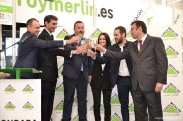 Brindis en la inauguración de Leroy Merlín Compact