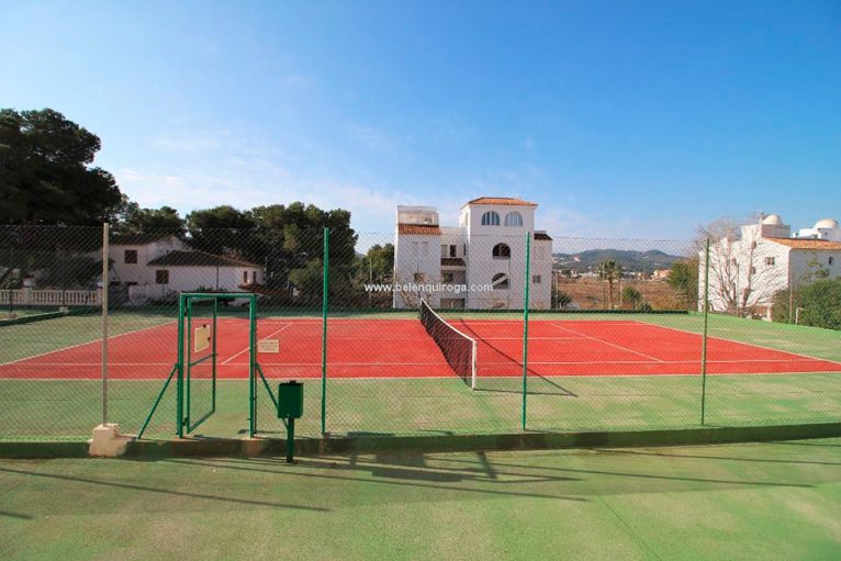 Campo de tenis comunitario Inmobiliaria Belen Quiroga