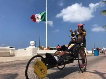 Aarón y César