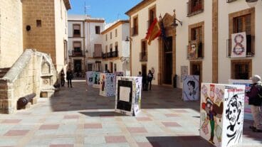 Carteles elaborados por alumnos de los colegios de Xàbia
