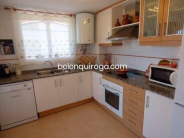 Cocina equipada Inmobiliaria Belen Quiroga