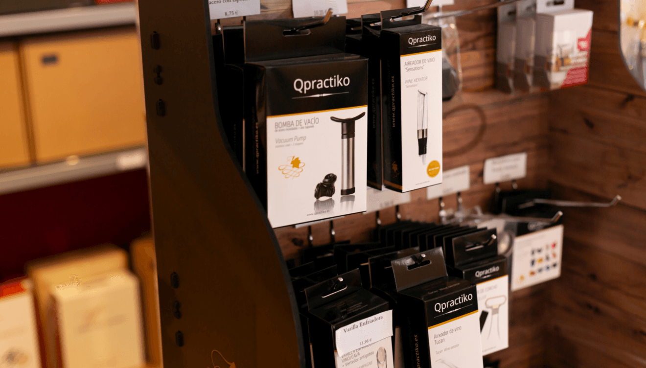 Diferentes complementos para el vino