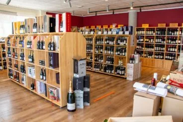 Estanterías en Casa del Vino