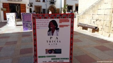 Paneles expuestos en la Plaza de la Iglesia