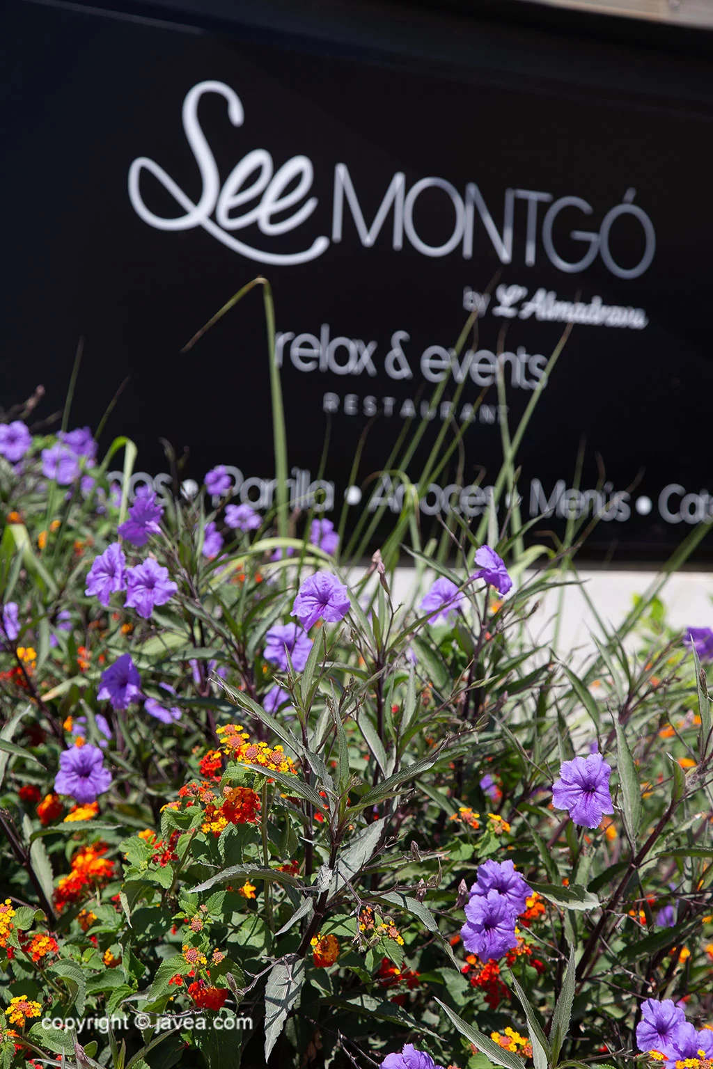 Cartel entrada Relax & Events – Restaurante SeeMontgó