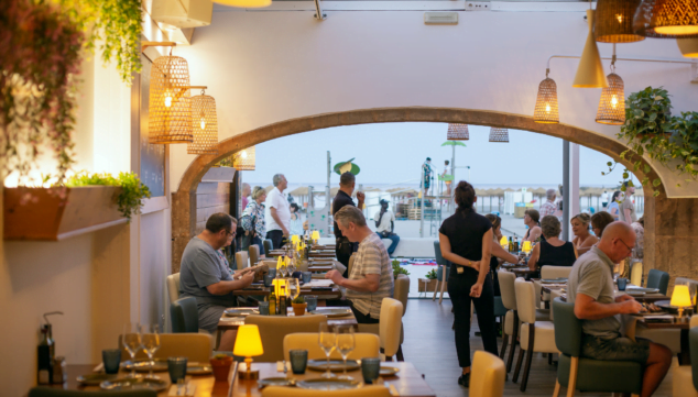 Bild: Meerblick vom Posidonia Restaurant