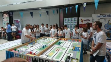 Alumnos del Trenc d’Alba en el campeonato de robótica