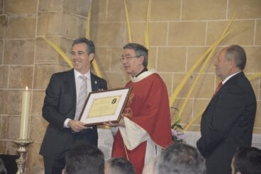 Entrega diploma a los mayorales 2019