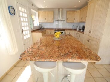 Cocina Balcón Al Mar – Atina Inmobiliaria