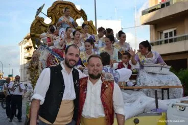 Desfile de Carrozas Fogueres Xàbia 2019 (27)