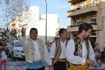 Desfile de Carrozas Fogueres Xàbia 2019 (29)