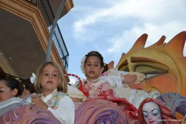 Desfile de Carrozas Fogueres Xàbia 2019 (36)