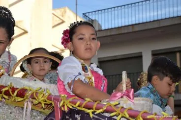 Desfile de Carrozas Fogueres Xàbia 2019 (45)
