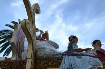 Desfile de Carrozas Fogueres Xàbia 2019 (50)
