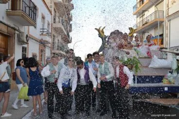 Desfile de Carrozas Fogueres Xàbia 2019 (61)
