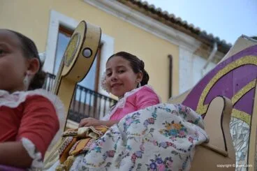 Desfile de Carrozas Fogueres Xàbia 2019 (70)