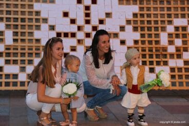 Ofrenda de flores a San Juan-Fogueres 2019 (112)