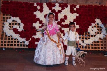 Ofrenda de flores a San Juan-Fogueres 2019 (186)