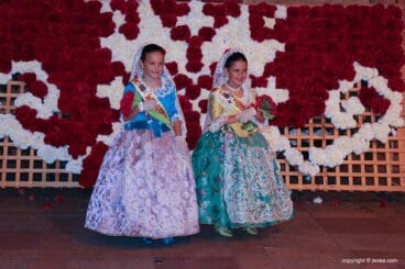 Ofrenda de flores a San Juan-Fogueres 2019 (192)