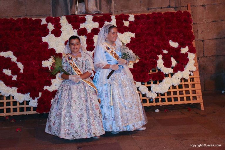 Ofrenda de flores a San Juan-Fogueres 2019 (201)