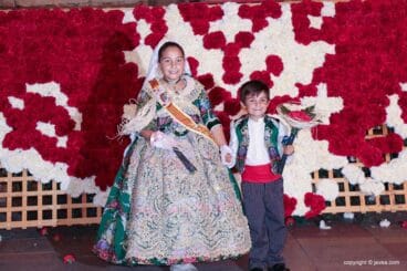 Ofrenda de flores a San Juan-Fogueres 2019 (202)