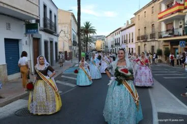 Ofrenda de flores a San Juan-Fogueres 2019 (22)