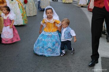 Ofrenda de flores a San Juan-Fogueres 2019 (29)