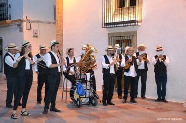Serenata a las Reinas y Presidentas de Fogueres 2019