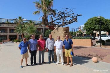 Exposición de esculturas en Marina de Dénia