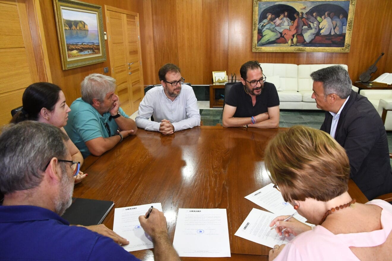 Firma acta replanteo Auditorio Xàbia